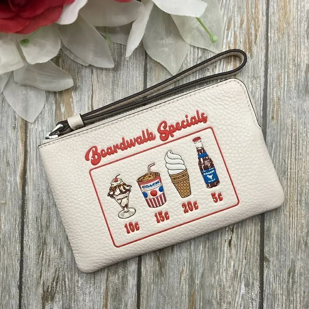 Corner Zip Wristlet With Boardwalk Graphic Wallet Bag Purse